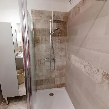 Apartamento Air-conditioned With Pool Shuttle